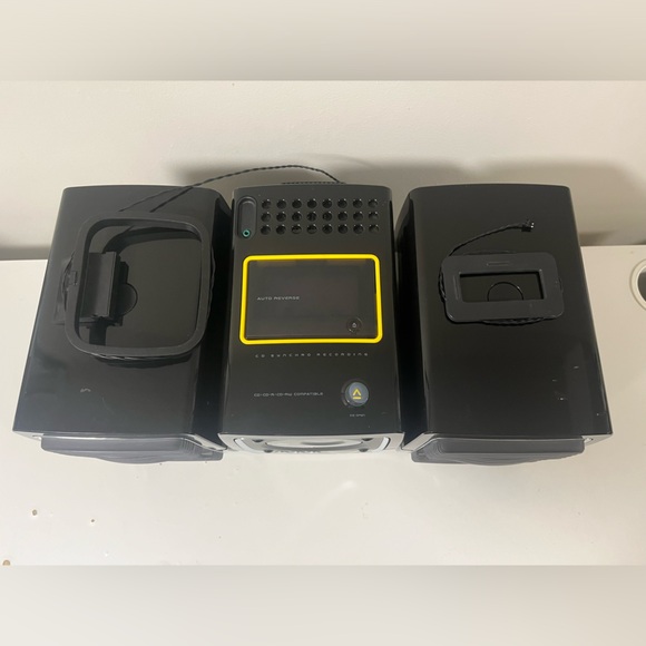 PHILIPS Micro Hi-Fi System MC-320/37 Radio / Tape / CD Player No Remote - Picture 9 of 12